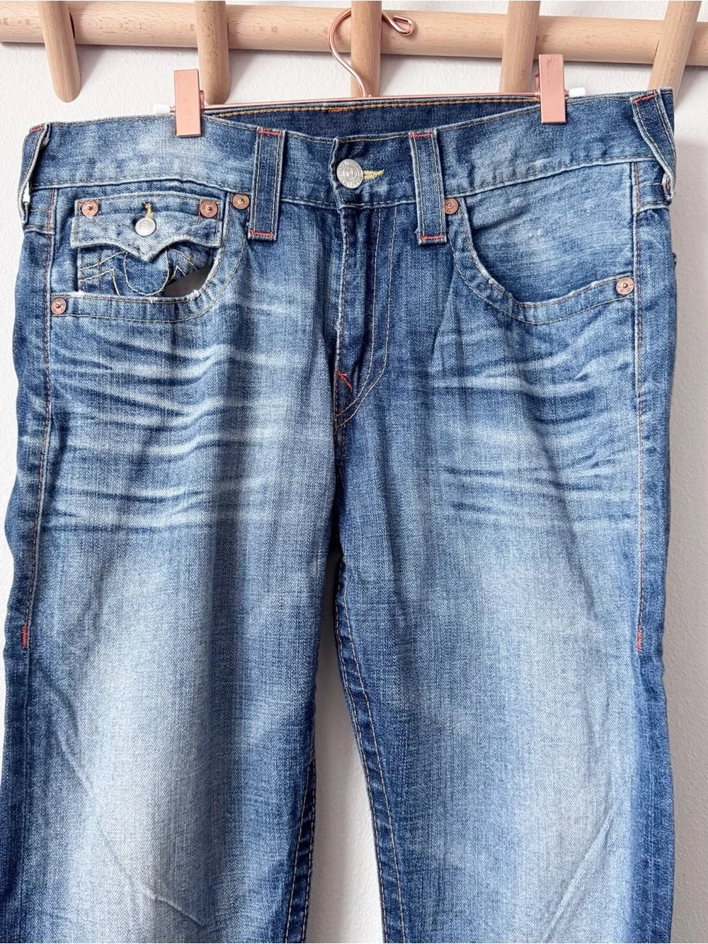True Religion Men's Ricky Bootcut Faded Blue Jeans 33/34